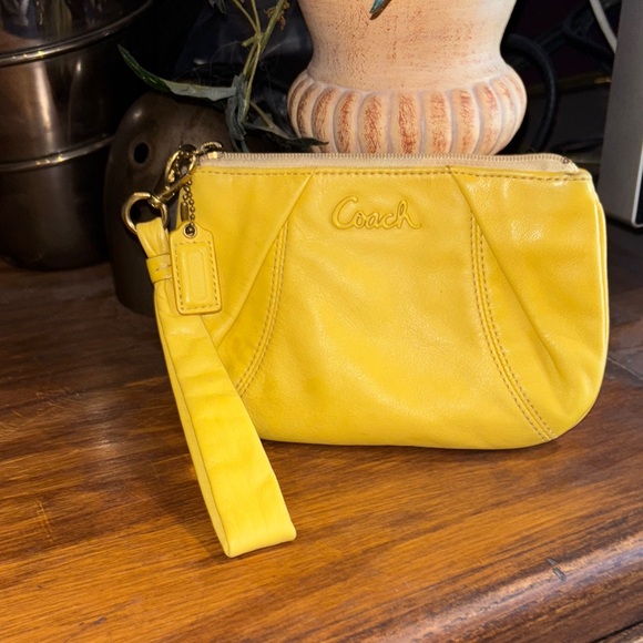 Coach yellow leather wristlet - Picture 1 of 6